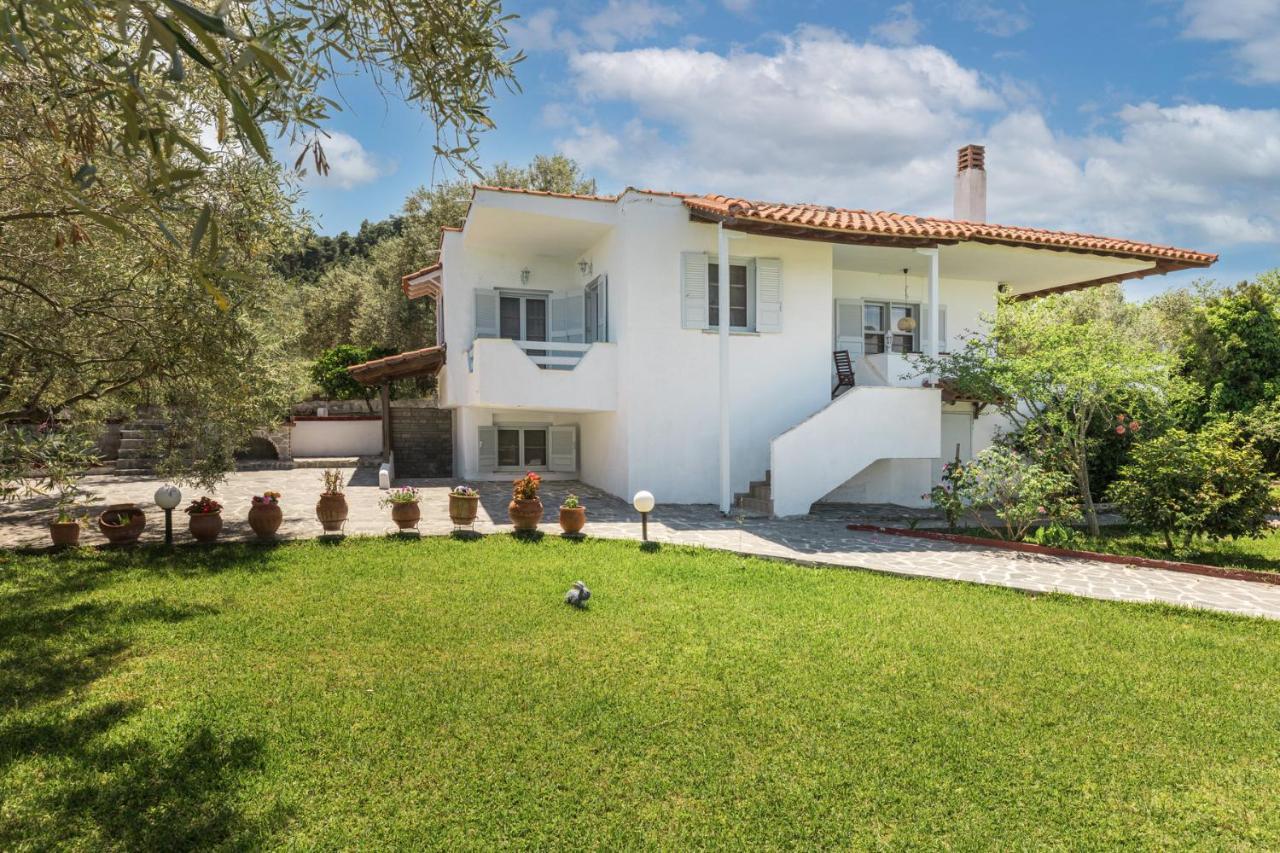 M&M Villa Vourvourou Exterior photo