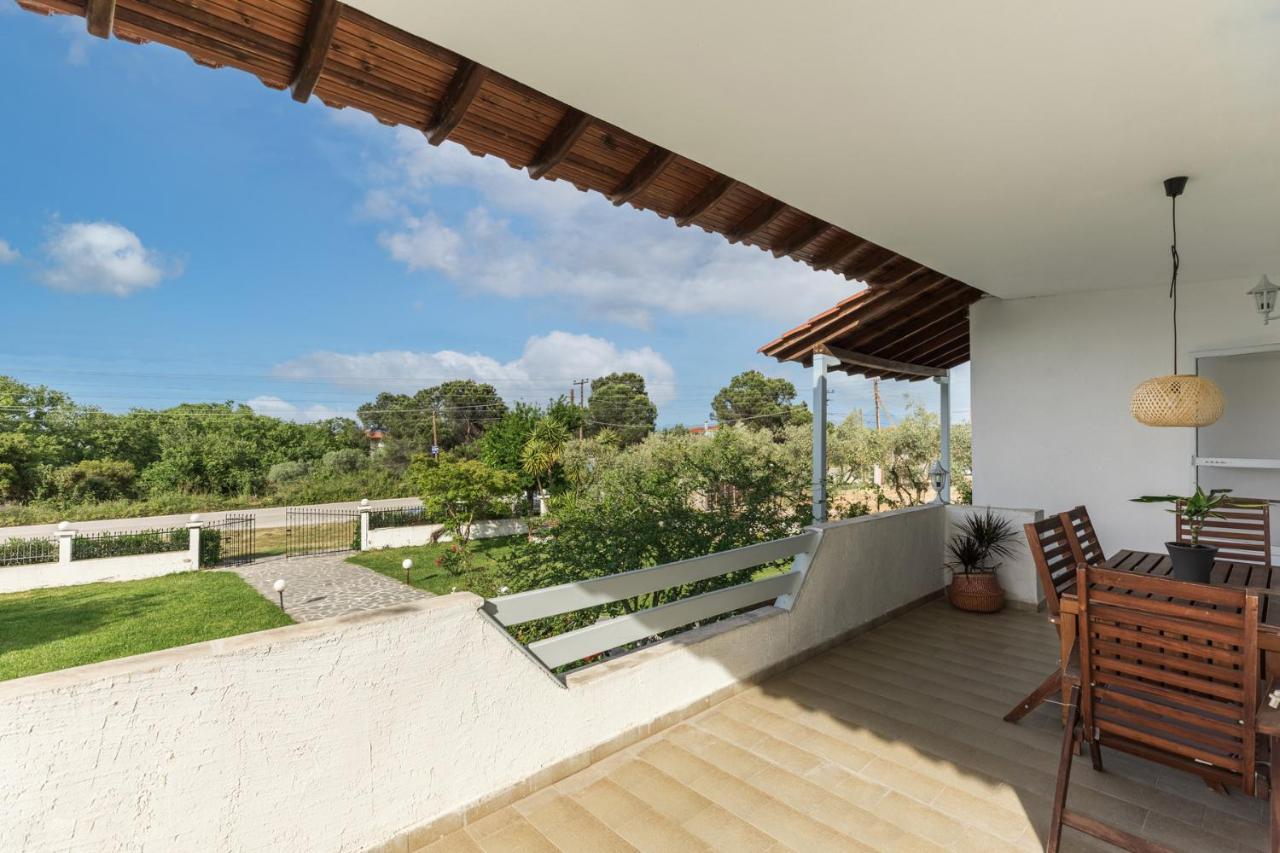 M&M Villa Vourvourou Exterior photo