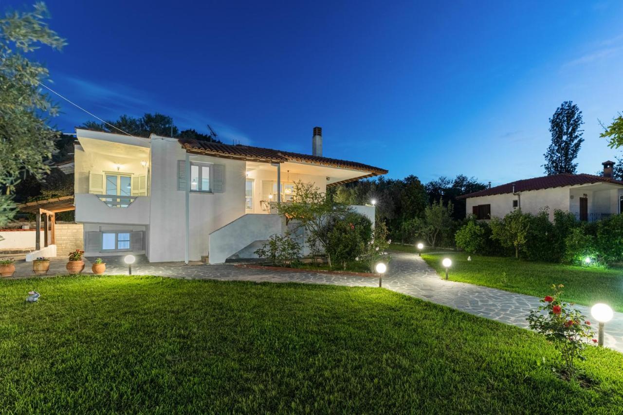 M&M Villa Vourvourou Exterior photo